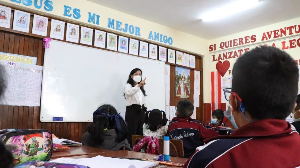 Charlas en colegios contra la violencia