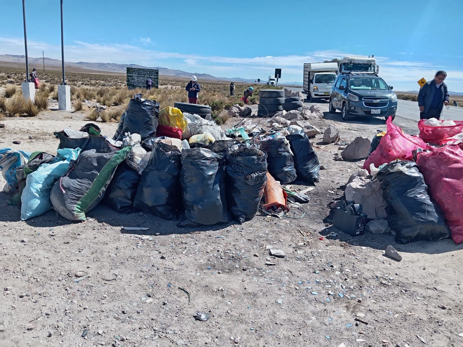 Recolectan 18 toneladas de basura en la vía Interoceánica