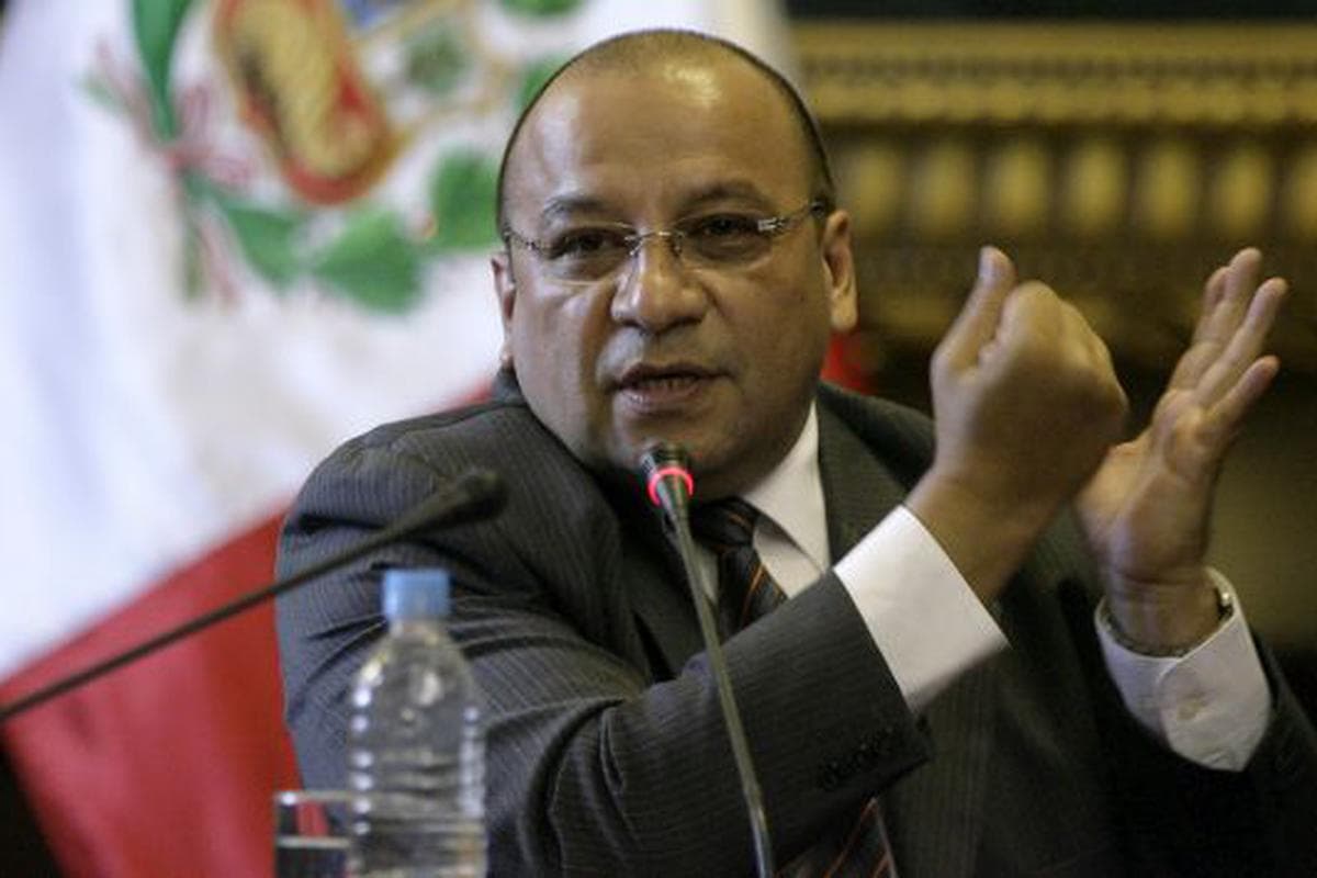 Economista Kurt Burneo no formará parte del equipo de Pedro Castillo