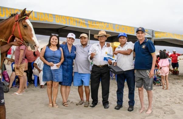 Emoción de la hípica estuvo presente en playas de Camaná