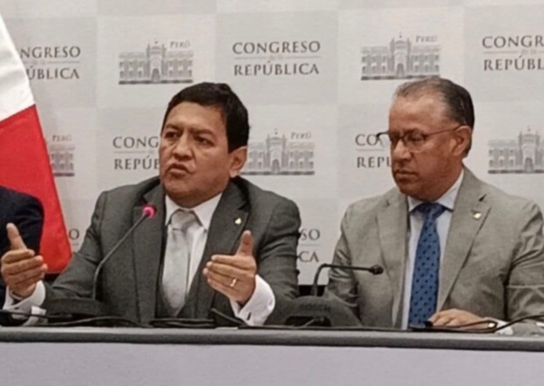 Parlamentario andino Gustavo Pacheco realiza visita de trabajo a Puno