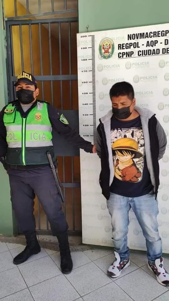 Delincuentes roban celular a mujer embarazada