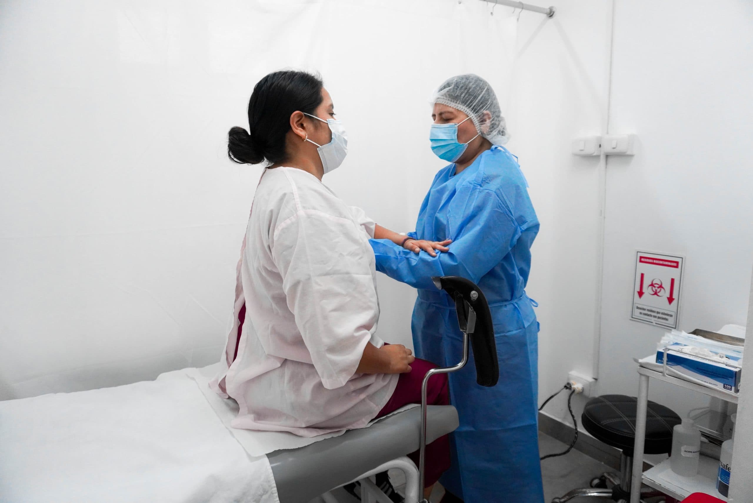 Alertan aumento de cáncer de mama en mujeres de 30 años