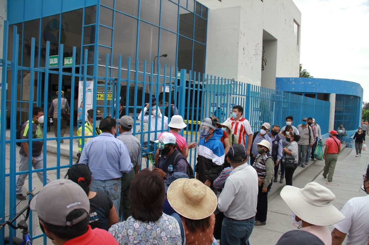 Cada vez más usuarios reclaman por facturación a Sedapar