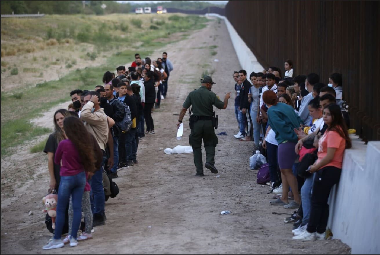 Bloquean políticas migratorias aplicadas en Estados Unidos por Donald Trump