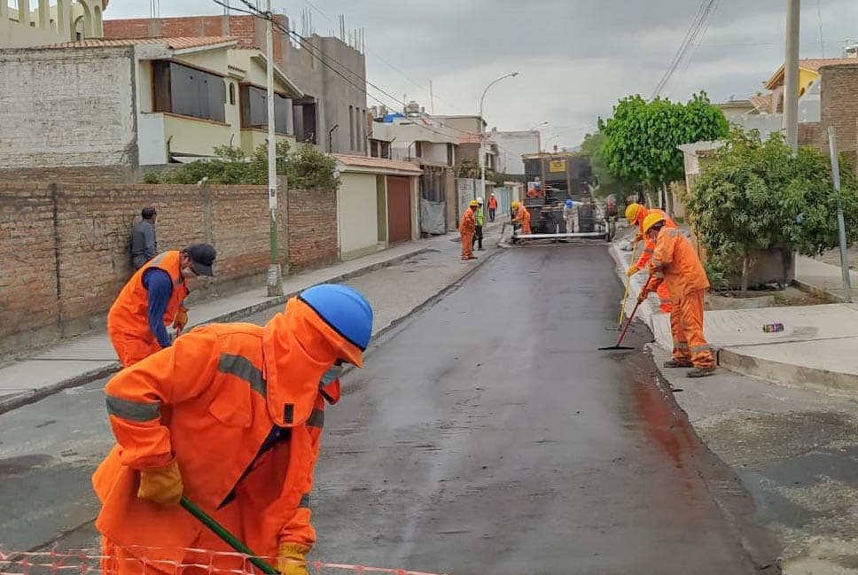 Vacunas para trabajadores municipales no se priorizaron