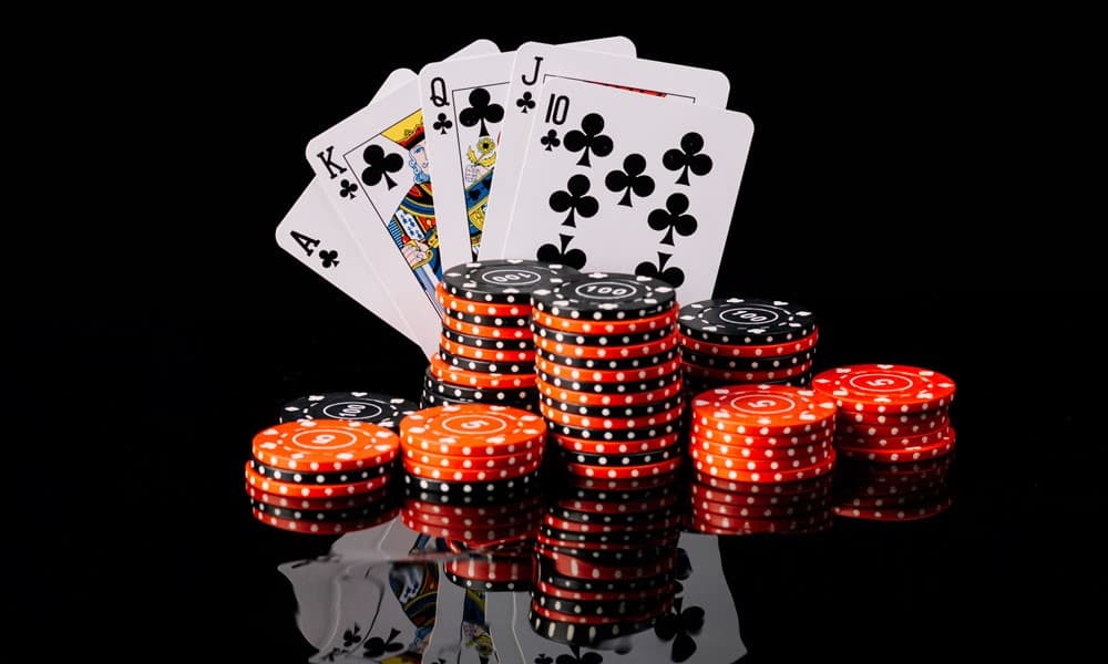 Los mejores trucos y estrategias para triunfar en el poker