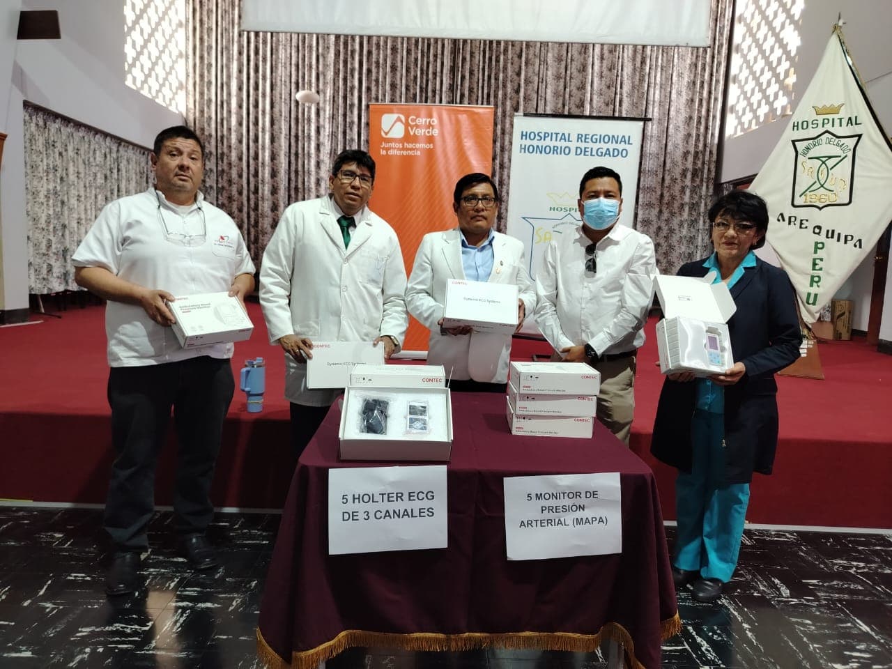 Hospital Honorio Delgado recibe equipos para área de cardiología