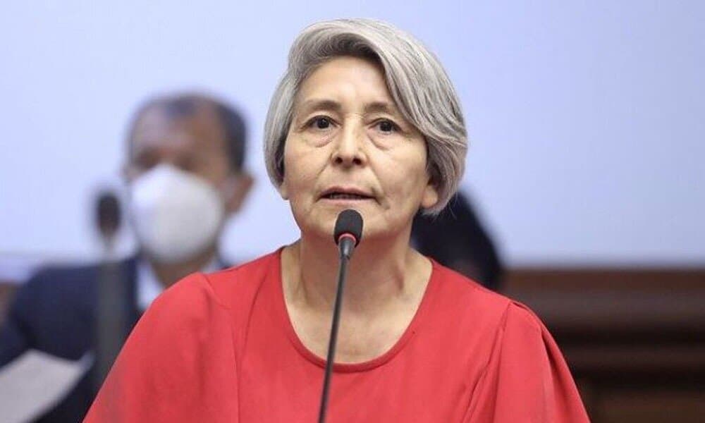 Estudiantes de la “I” y Micaela Bastidas marchan contra Agüero