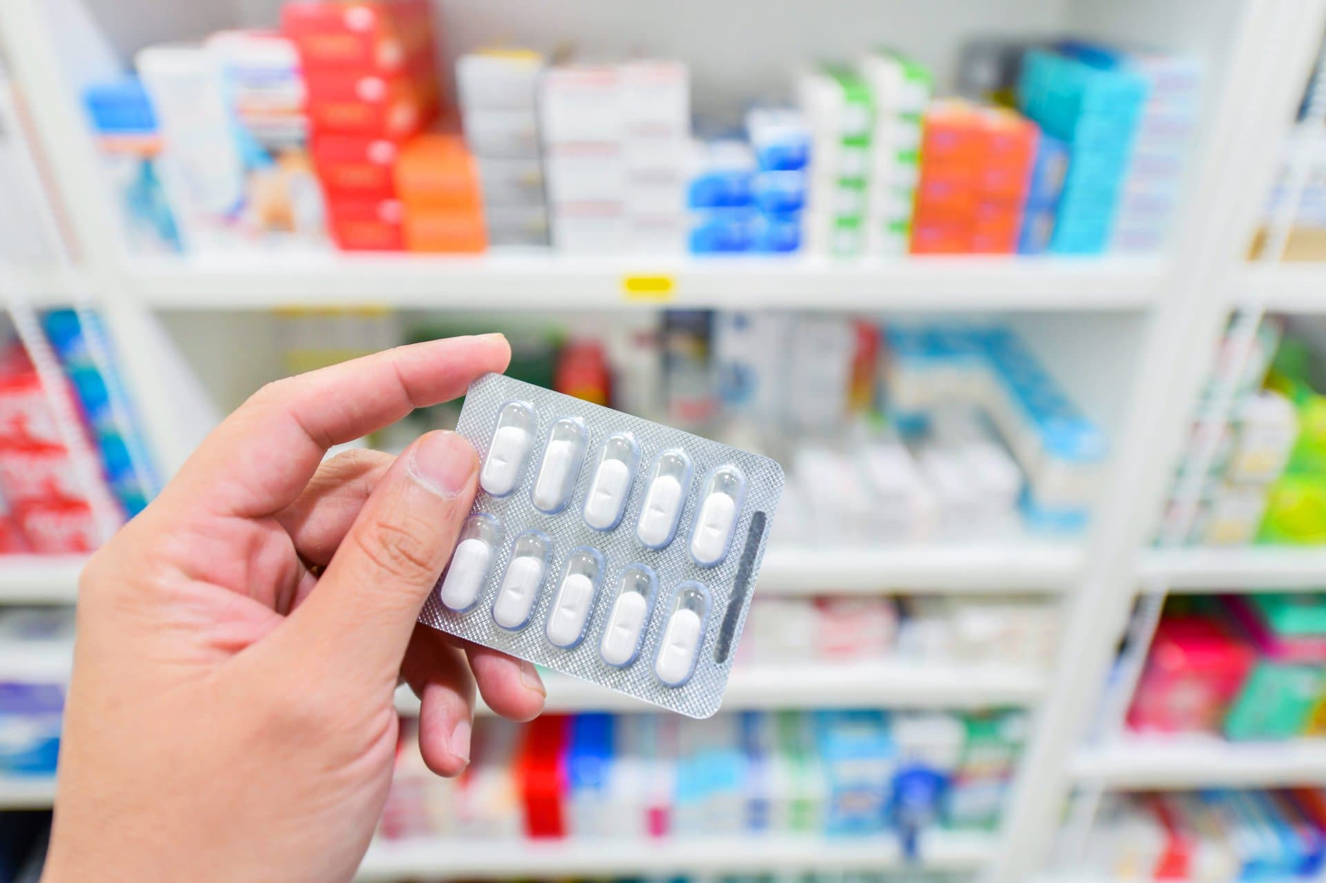 Farmacias y Boticas dejarán de vender medicamentos genéricos