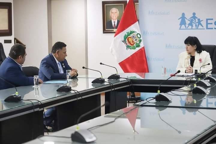 Presidenta de EsSalud visitará hospitales mistianos en agosto