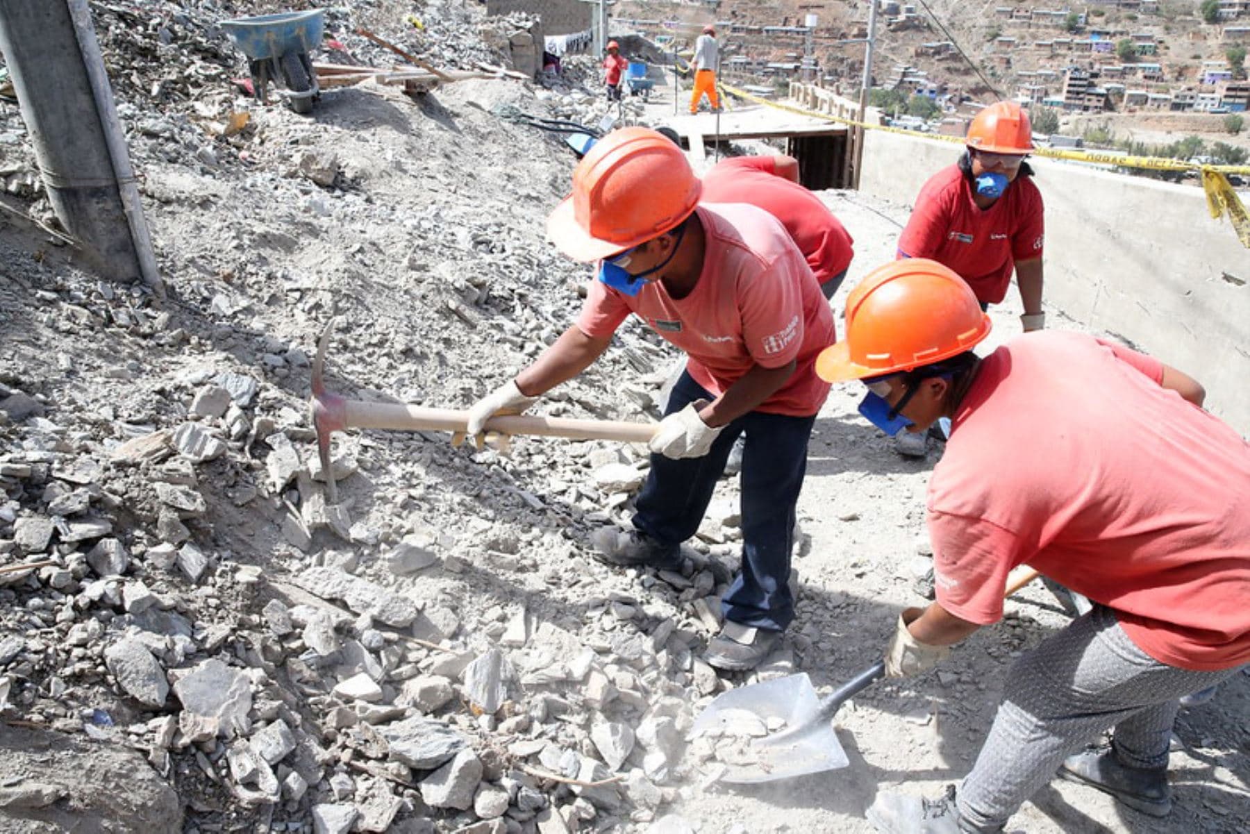 Piden continuidad de inversiones y de lucha contra la pandemia