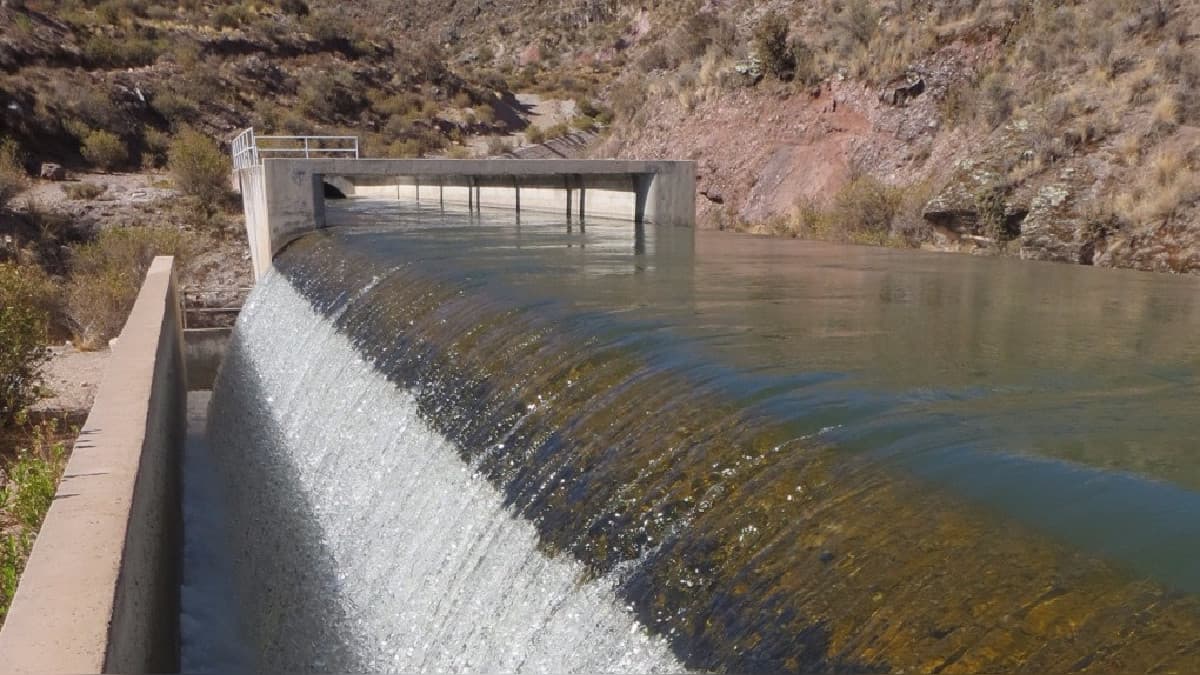 Lluvias se intensifican e incrementan volumen de agua en represas