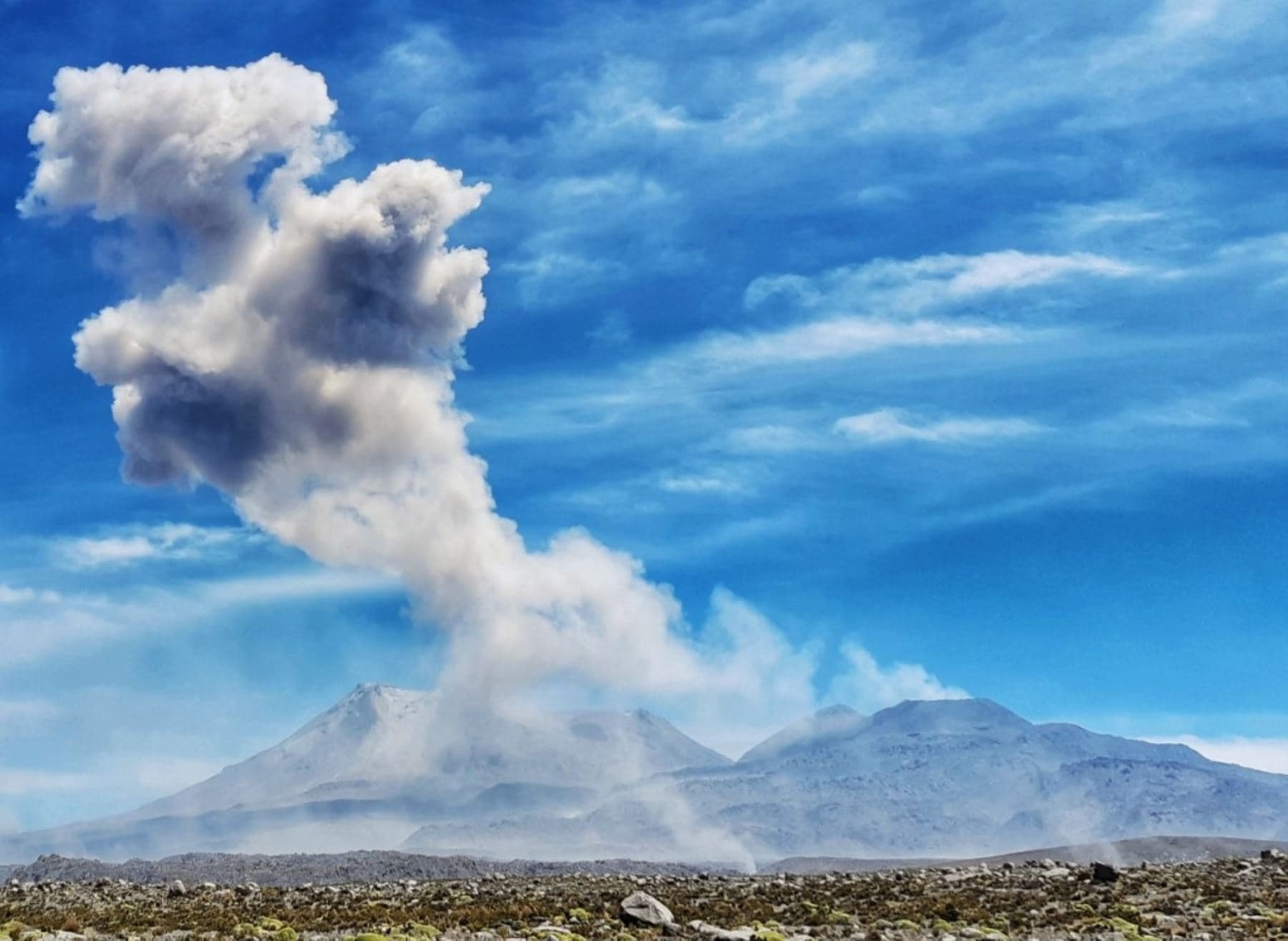 Se registró actividad explosiva del volcán Sabancaya