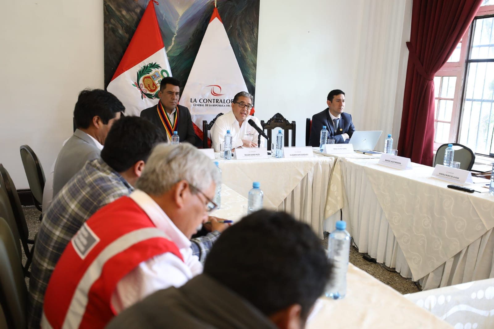 Funcionarios públicos obligados a declarar patrimonio que tienen