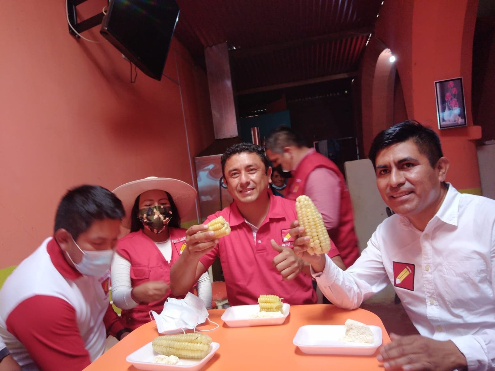 ¿Quién es Guillermo Bermejo, electo congresista de Perú Libre que dice “no dejar el poder”?