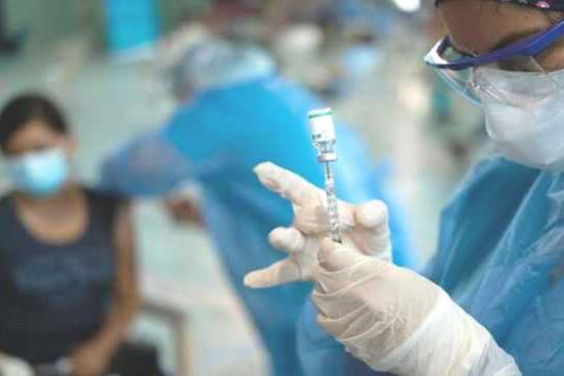 Minsa recuerda que se requieren dos dosis de la vacuna para estar protegidos