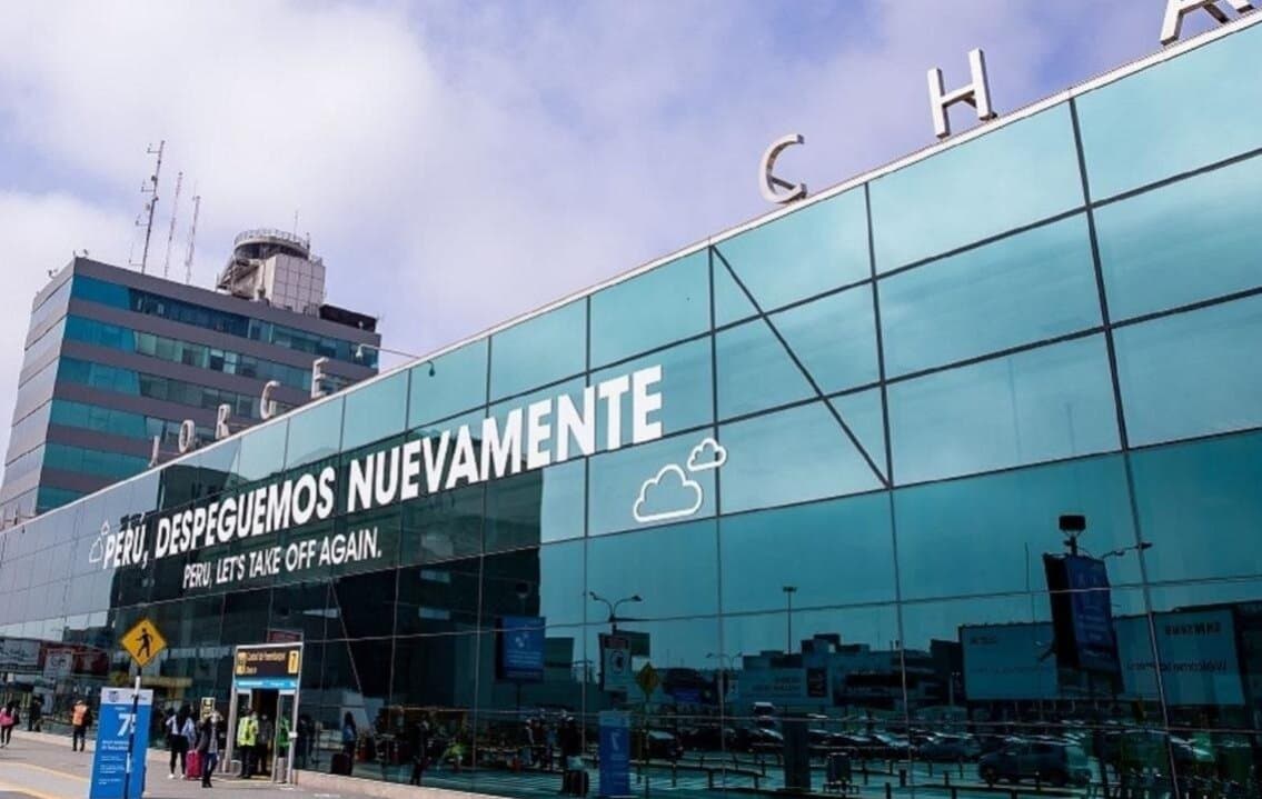 Reorganizarán Corpac tras falla en luces del aeropuerto en Lima