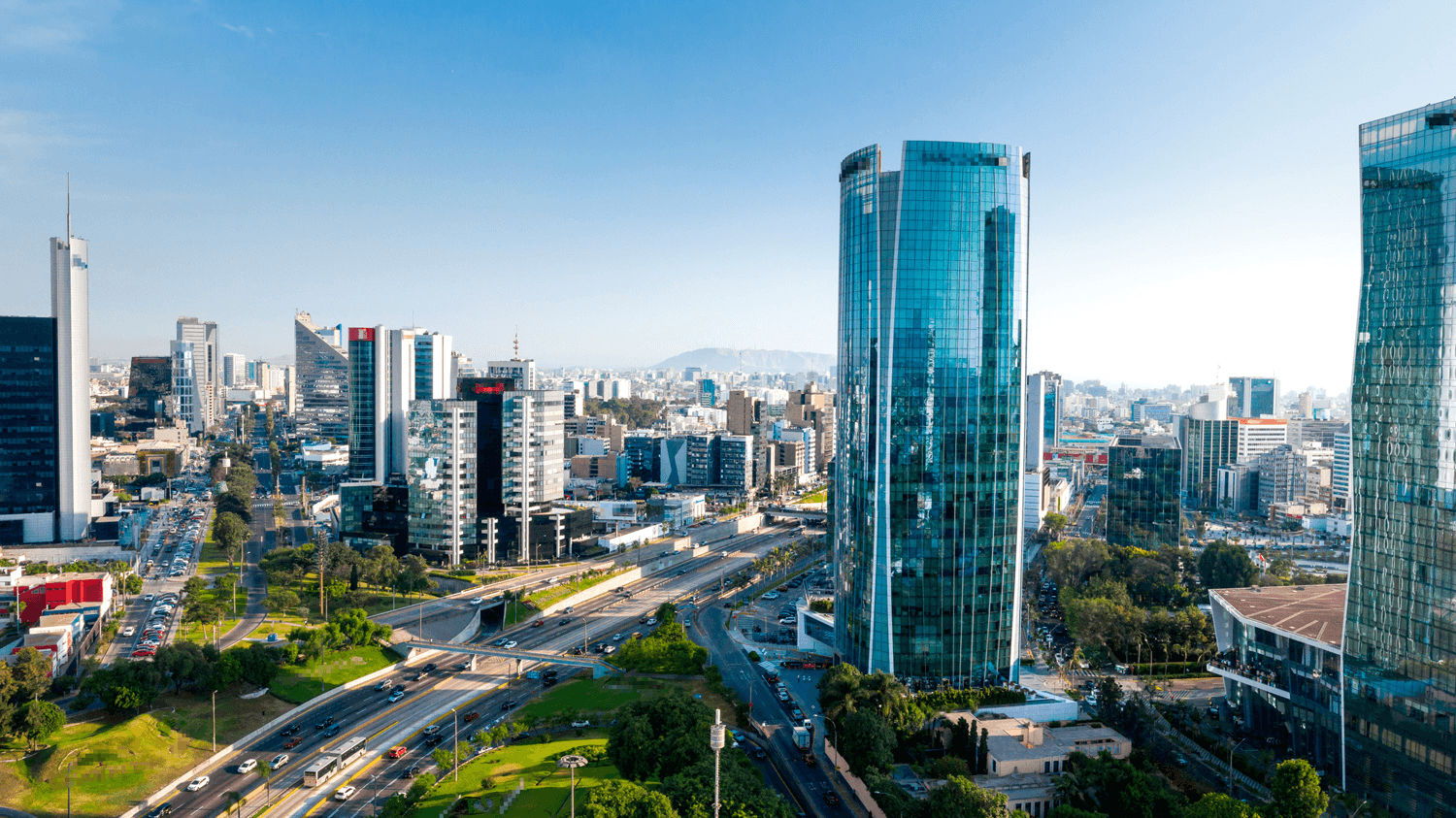 El PBI sube 4.67 % y consolida la recuperación económica nacional