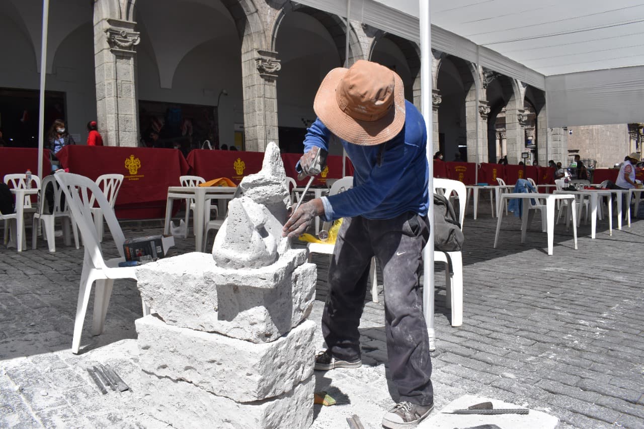 Arte para la Ciudad Blanca en el nudo del concurso