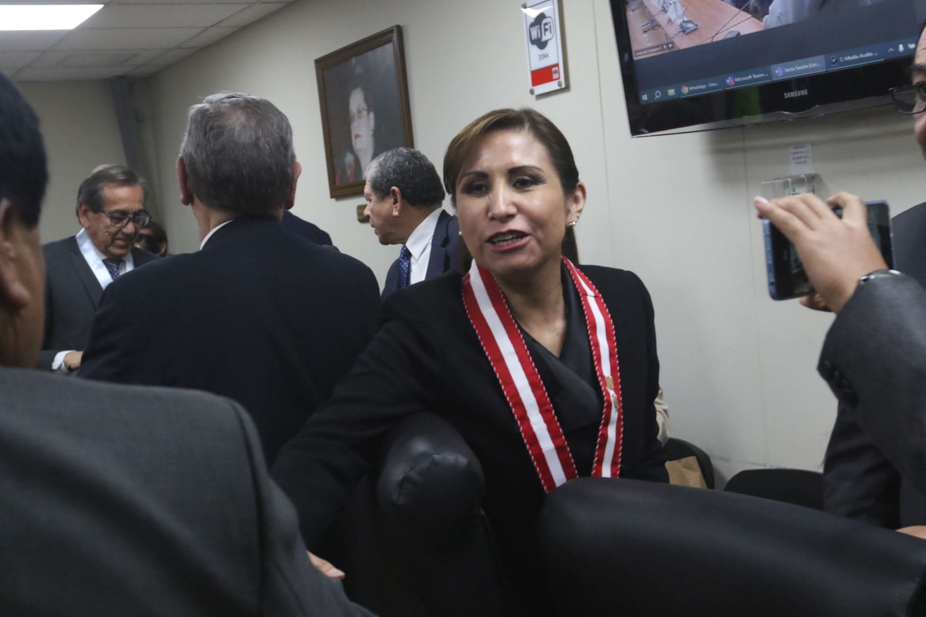 Postergan audiencia donde se vería suspensión de Patricia Benavides