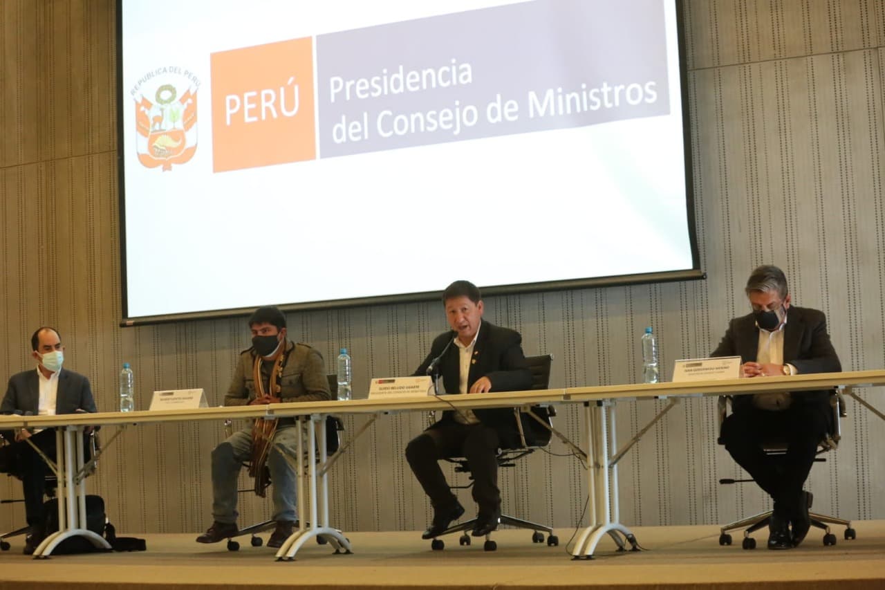 Guido Bellido se reúne con comunidades de Chumbivilcas