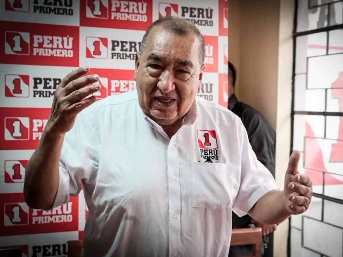 Admiten apelación contra la exclusión de Mario Vizcarra
