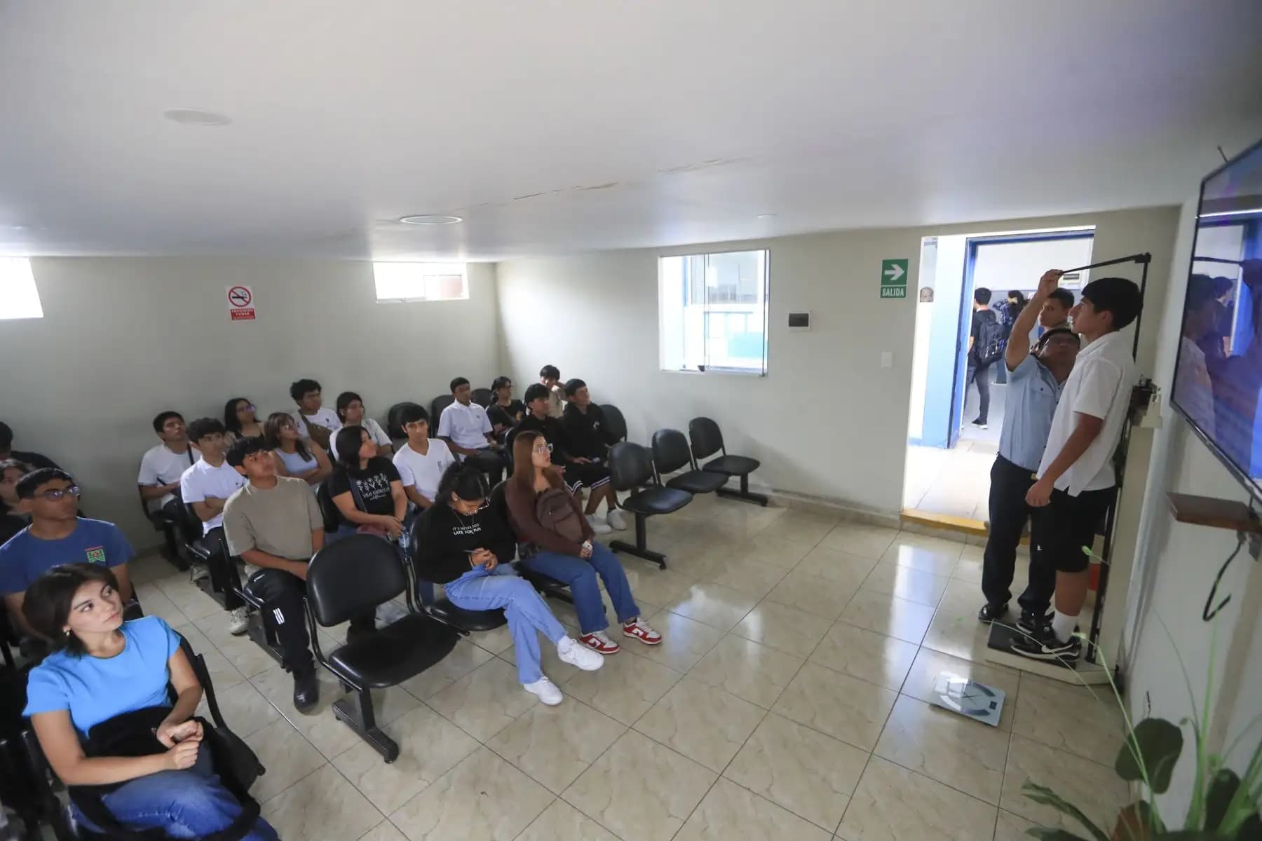 Inscripciones al registro militar obligatorio en Perú aumentan hasta 300 %