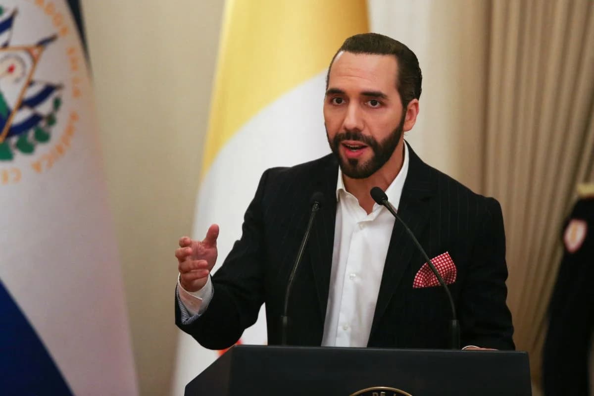 Nayib Bukele rechaza críticas sobre la reelección indefinida