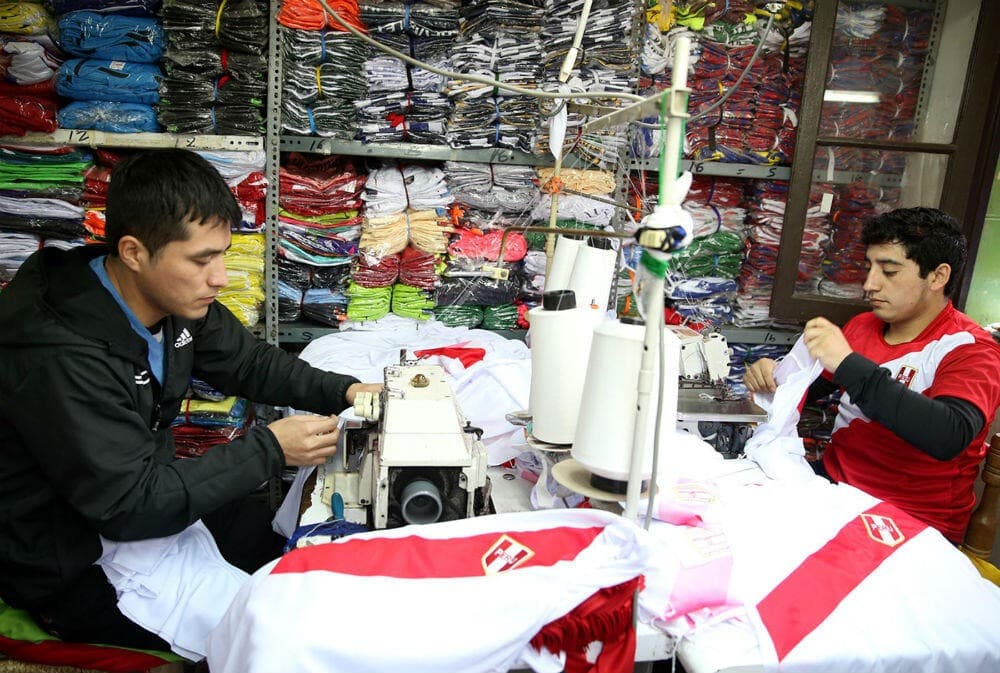 Perú lidera la región en emprendimiento juvenil