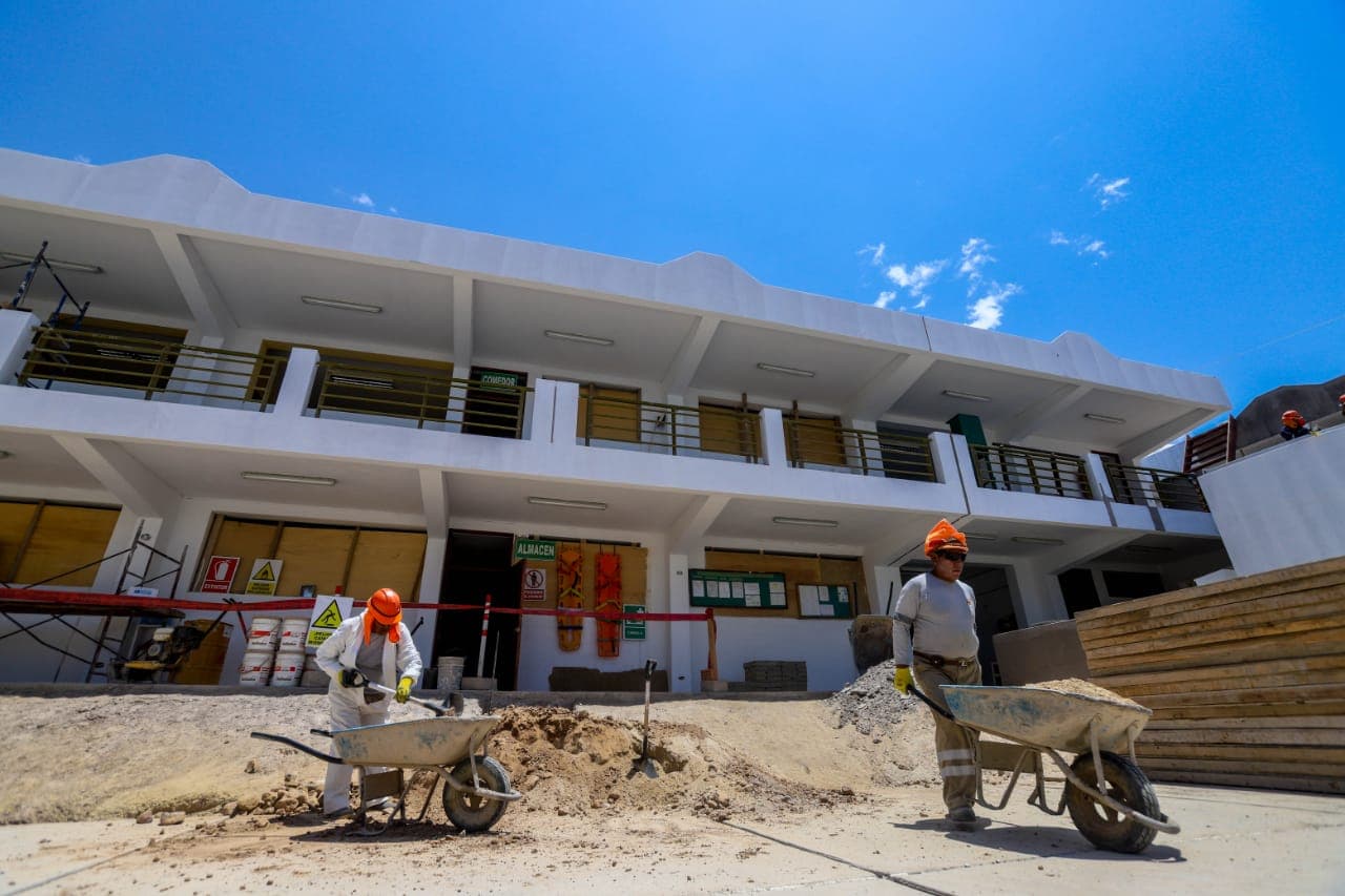 Moderna infraestructura en la I.E. Juan Velazco Alvarado