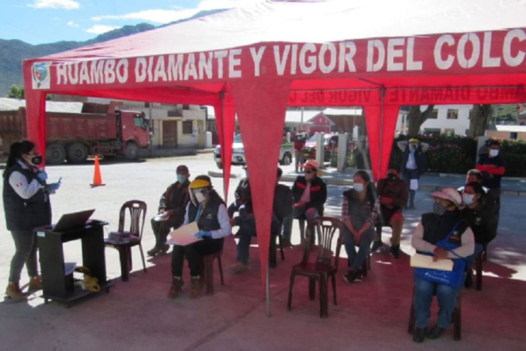 Arequipa: capacitan a mineros artesanales para lograr su formalización