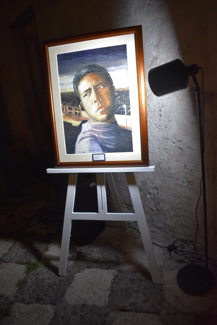 La última obra de Luis Quispe en la biblioteca regional