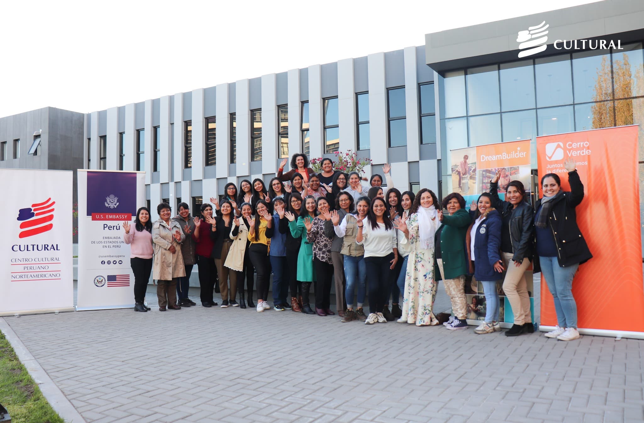 El Cultural fue sede de la Feria de Mujeres Emprendedoras AWE