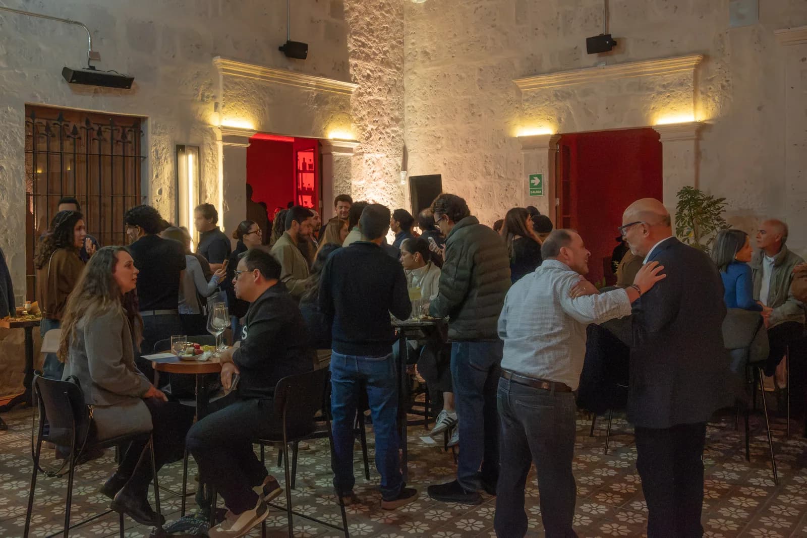 Mumis inaugura su nueva casa para momentos importantes