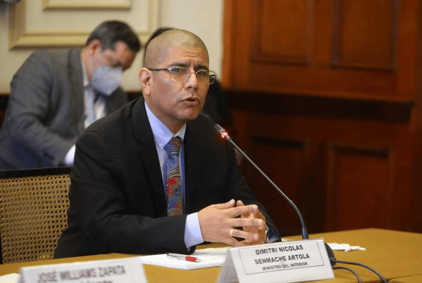 Hoy deciden si censuran al ministro del Interior