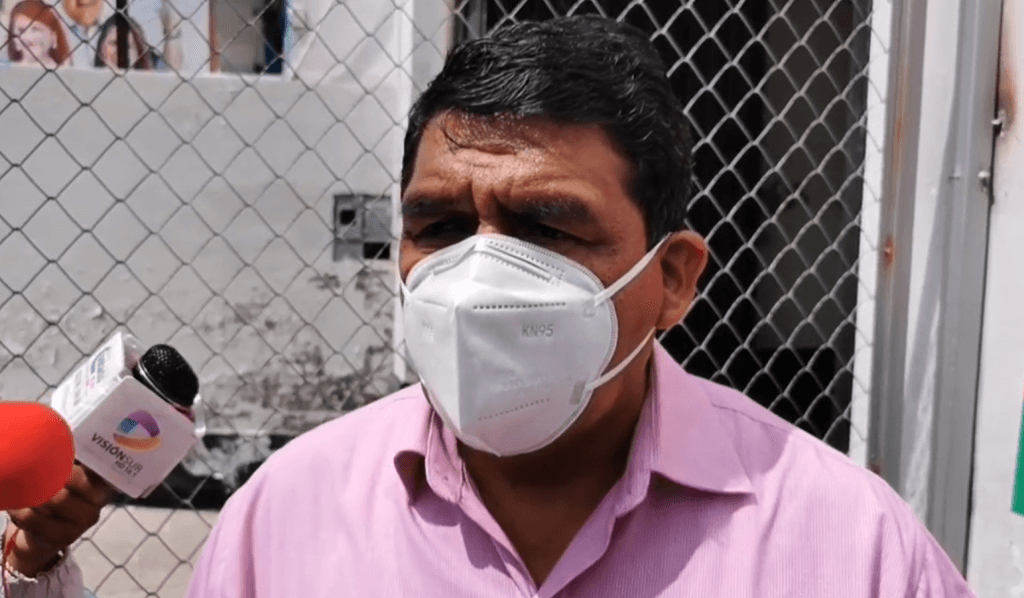 Profesores de zonas rurales no habrían sido incluidos en el proceso de vacunación