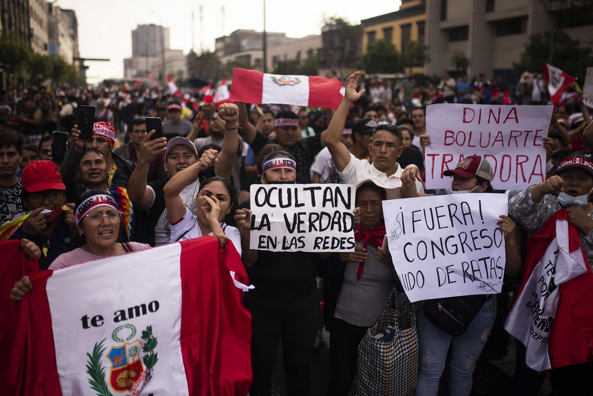 Partidos prometen reparaciones a víctimas de protestas en gobierno de Dina Boluarte
