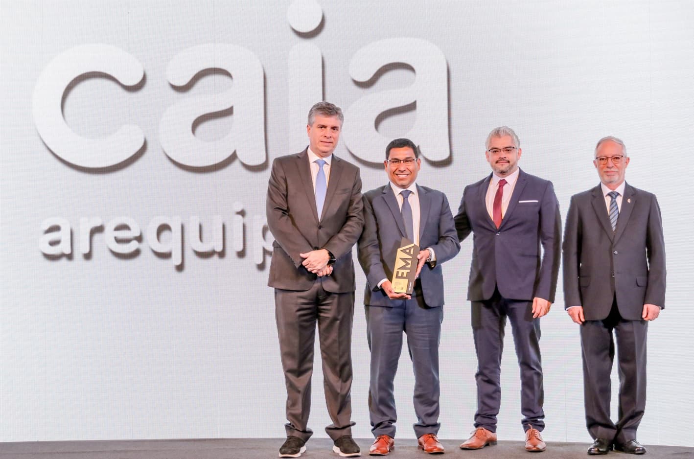 Caja Arequipa una de las Empresas Más Admiradas de la Macrorregión Sur 2023