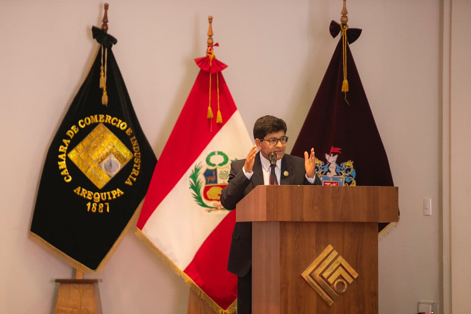 GORE espera que ente nacional se pronuncie sobre arbitraje a Cobra