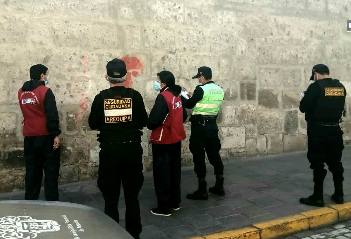 Inescrupulosos dañan Monasterio de Santa Catalina con pintas