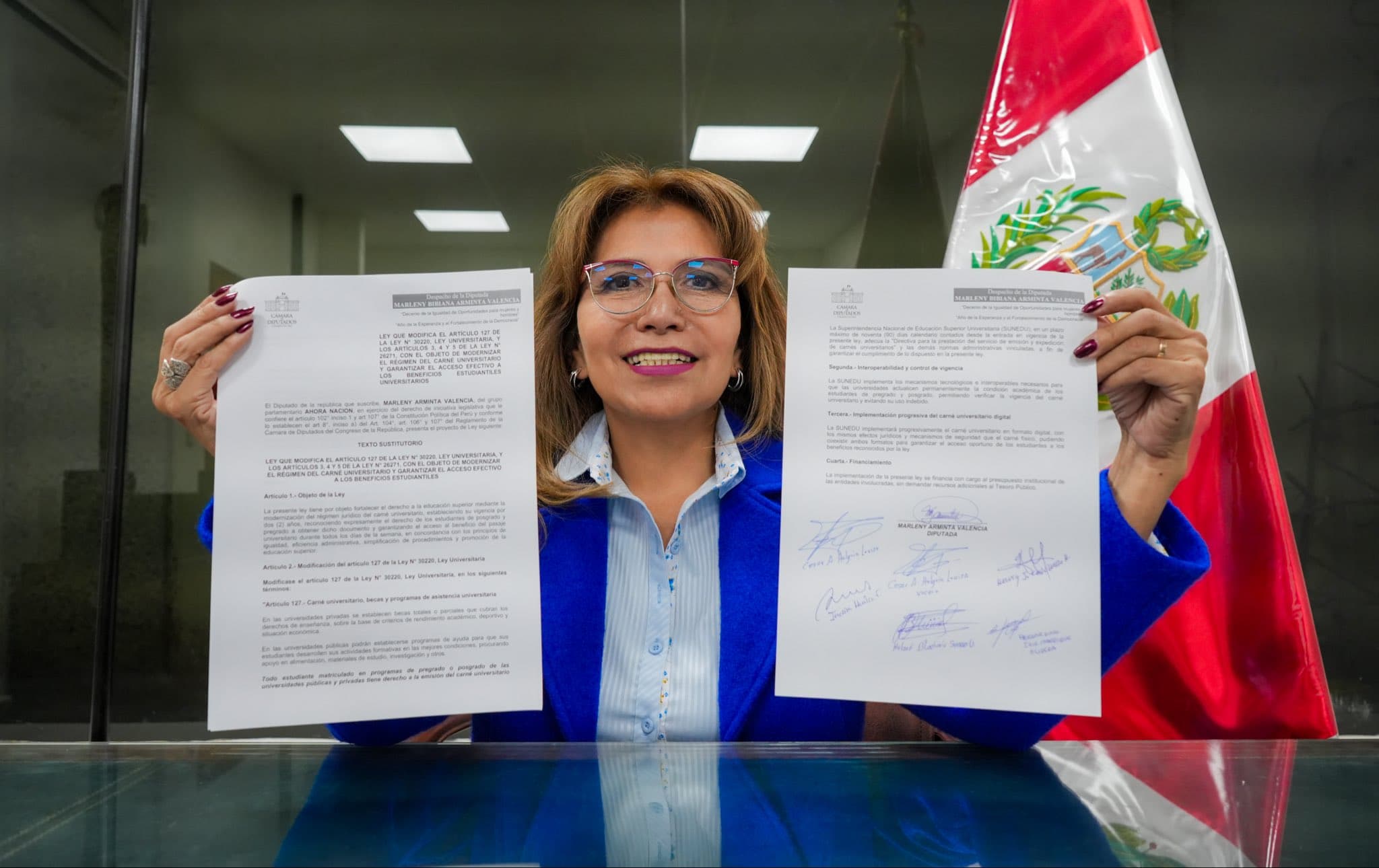 Marleny Arminta plantea ampliar vigencia del carné universitario