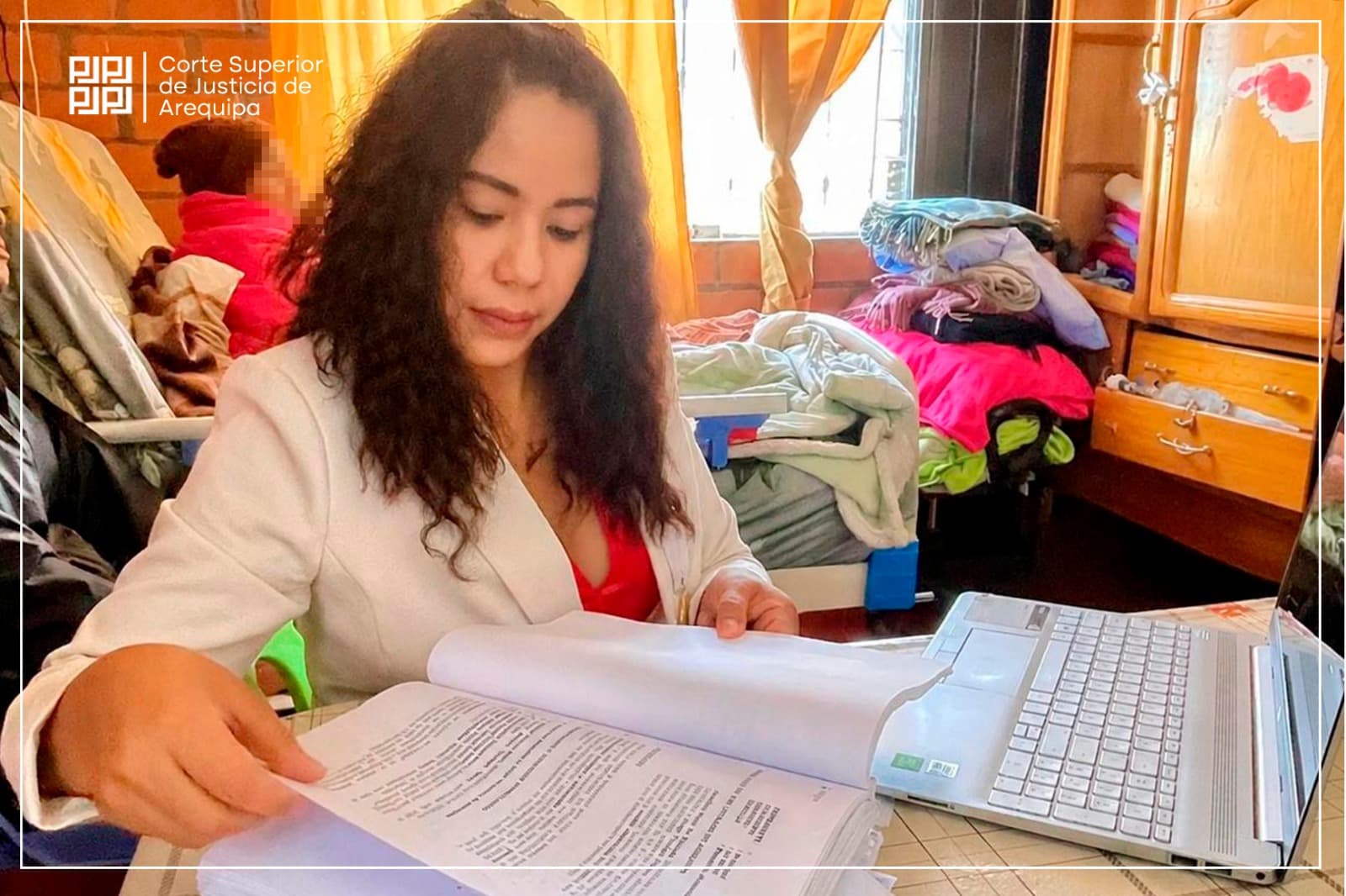 Ocho hijos deberán pagar pensión de S/1,715 a su madre postrada en cama