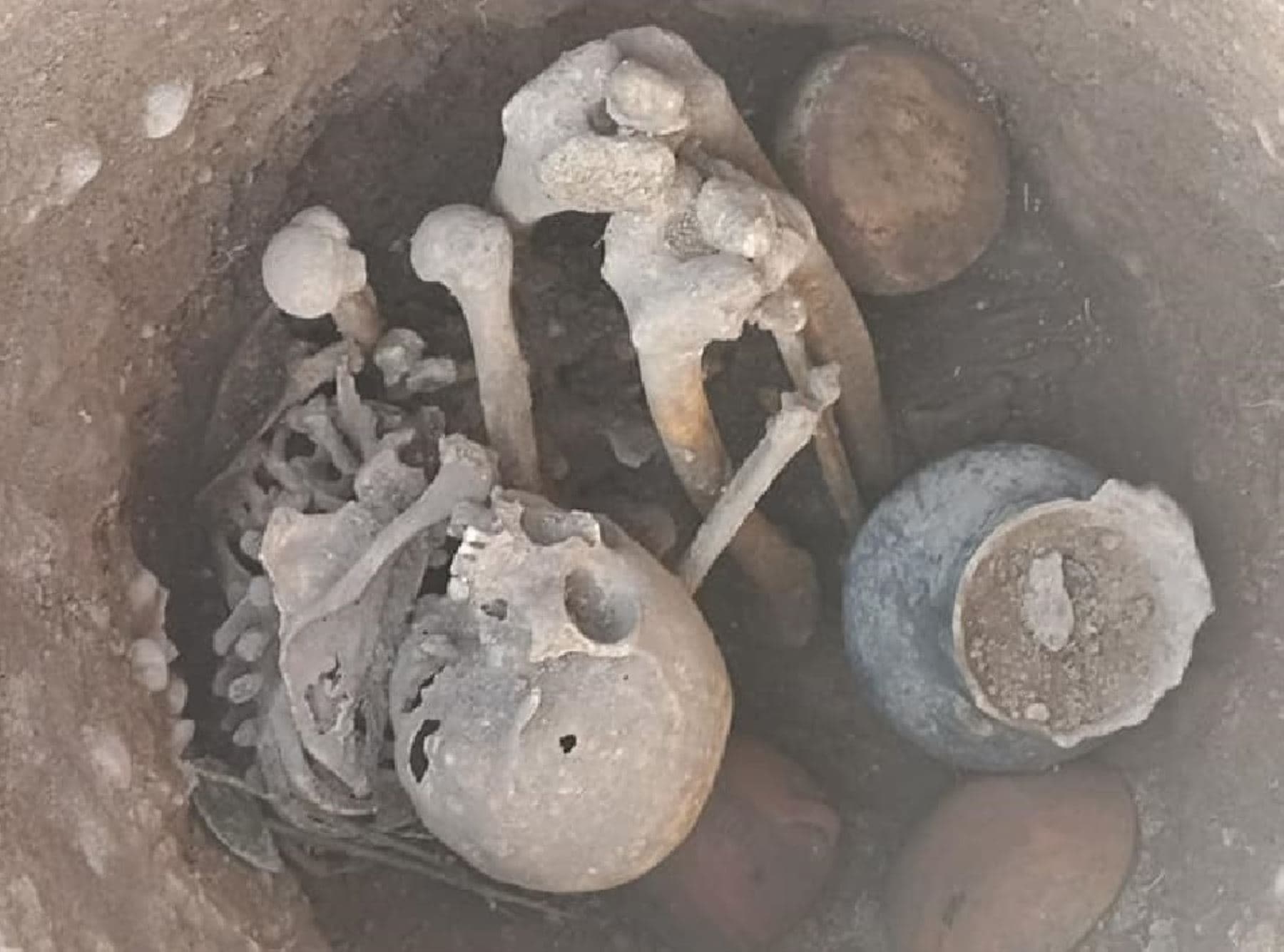 Hallan 120 contextos funerarios en K'anamarca