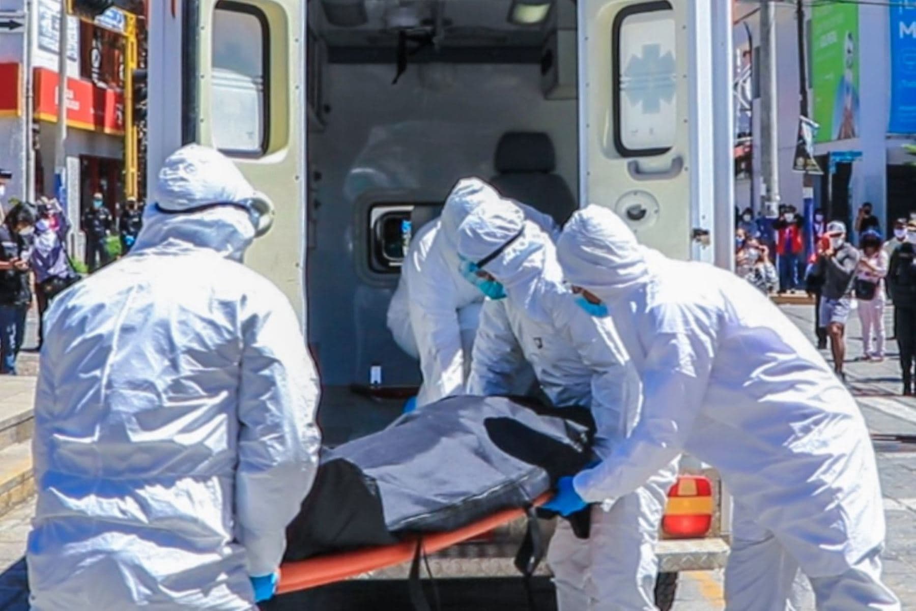 Minsa alerta de estafas a familiares del personal de salud fallecido