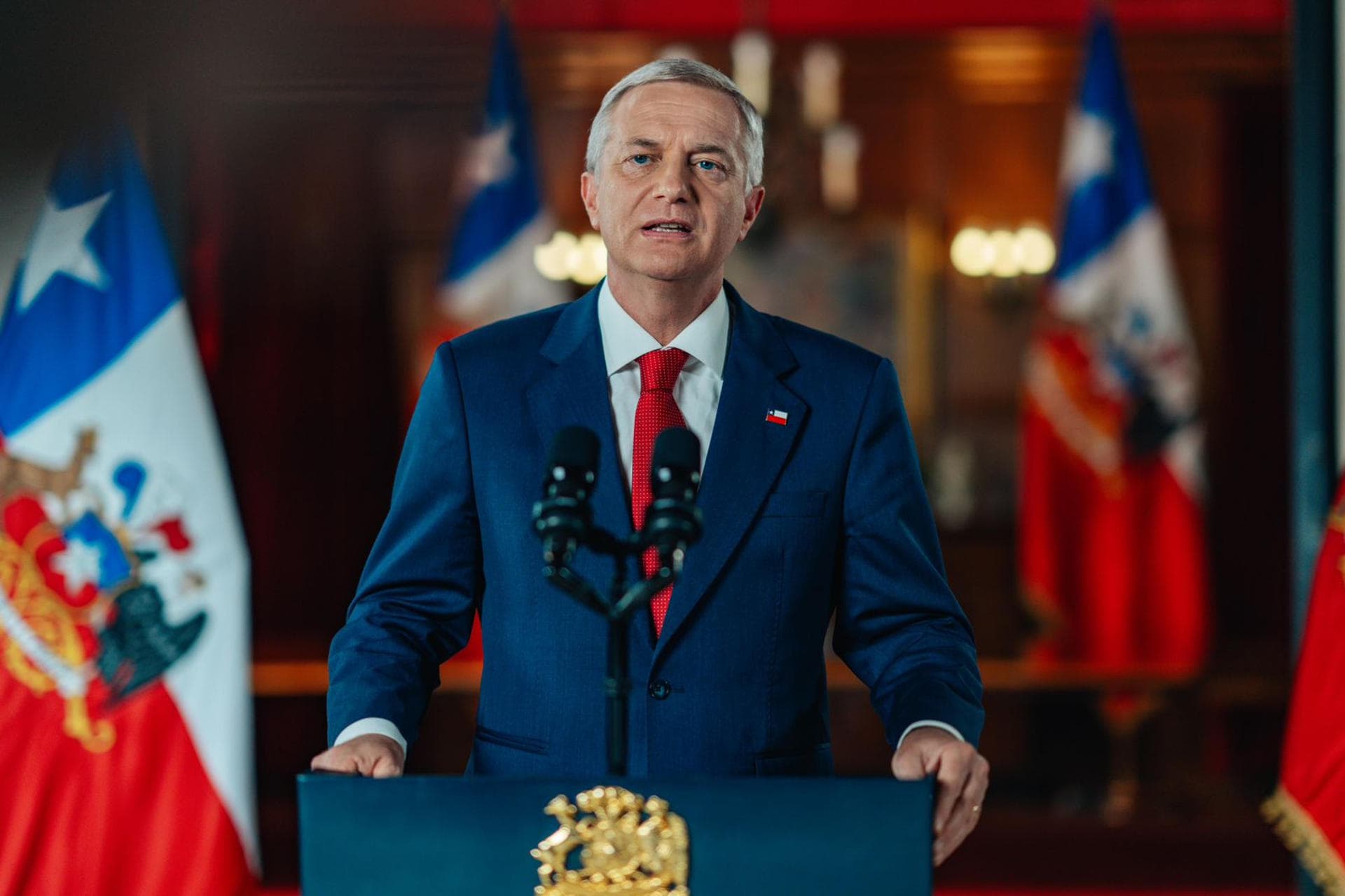 José Antonio Kast presenta su "megareforma" con rebajas de impuestos para Chile