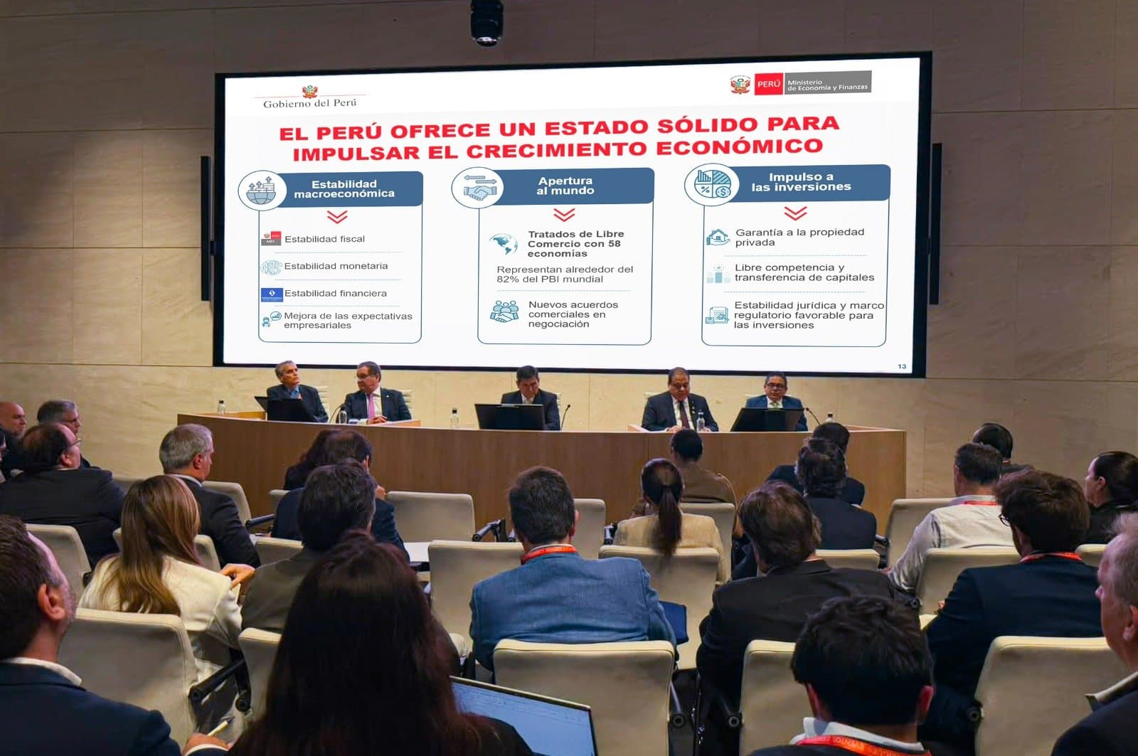Perú busca atraer capital español con portafolio de inversiones
