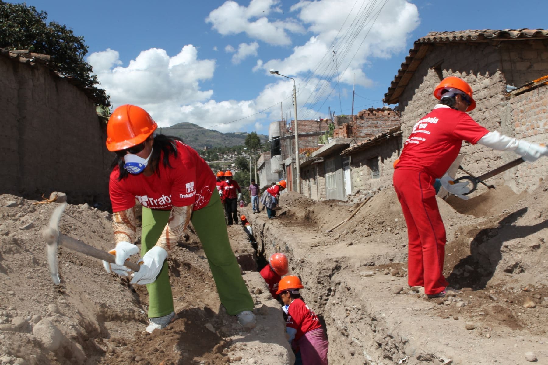 Más de mil colaboradores participan en Trabaja Perú