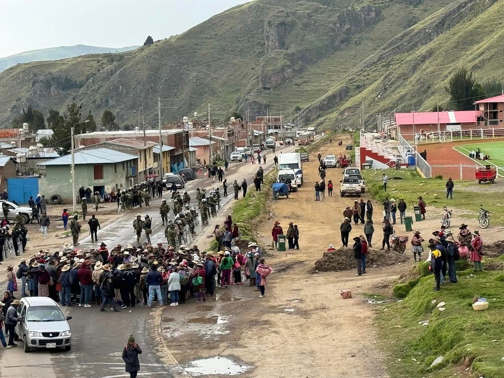 Levantan paro en corredor minero luego de 10 días