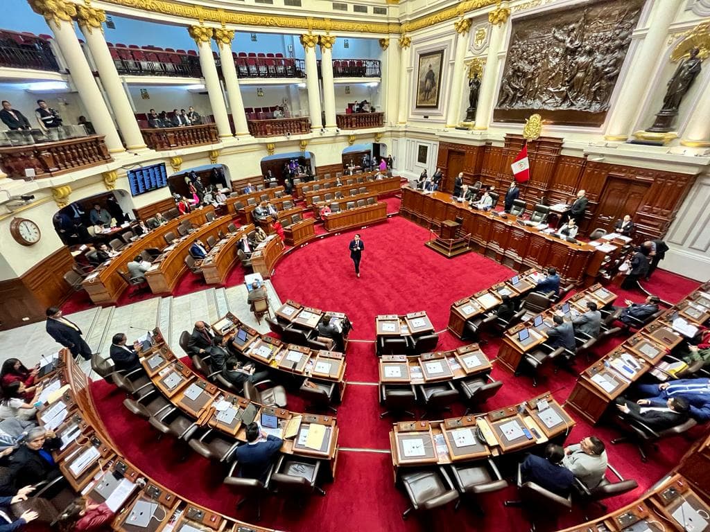 Congreso amplía legislatura hasta el próximo 24 de junio
